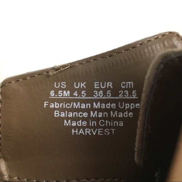 Carlos Santana Harvest Belted Booties 6.5 - Picture 9 of 9